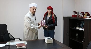 Alman psikolog sevdiği için geldiği Mardin'de Müslüman oldu