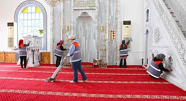 Altınordu'da camiler Ramazan ayına hazırlandı