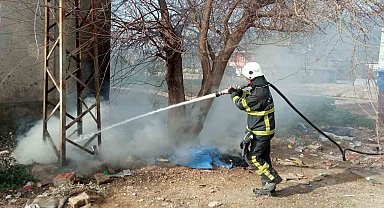Antakya'da çöplük alanda yangın