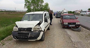 Antalya'da 3 araçlı zincirleme kaza: 1 yaralı