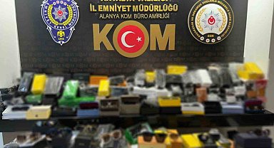 Antalya'da 4 ilçede kaçakçılık operasyonu