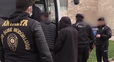 Antalya'da aranan 220 şüpheli yakalandı