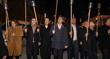 Arslanköy'de kurtuluş coşkusu fener alayı ile yaşandı