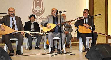 Aşıklar 'Aşıklar Bayramı'nda hünerlerini sergiledi