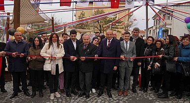 Avcılar köy içi meydanı açılışı yapıldı
