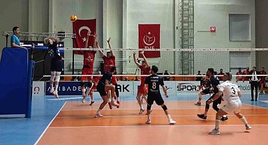 AXA Sigorta Efeler Ligi: TÜRŞAD: 0 - Ziraat Bankası: 3