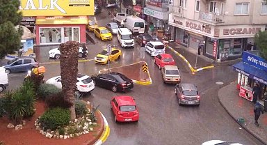 Aydın'da sağanak yağış etkili oluyor