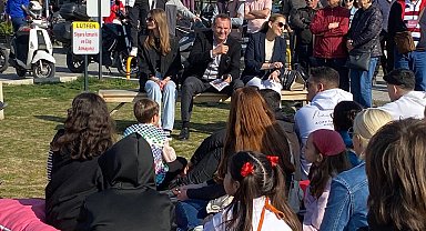 Ayvalık'ta Mesut Ergin gençlerle buluştu