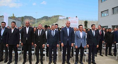 Bakan Ersoy: "Kemer'in 50 yıl süreyle atık su sorununu çözüldü"