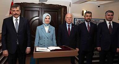Bakan Göktaş'tan Başkan Sekmen'e sosyal projeler teşekkürü