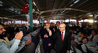 Bakan Şimşek, Denizli Büyükşehrin iftarına konuk oldu