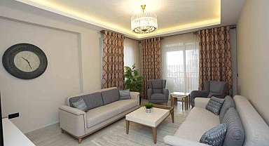 Bakan Yerlikaya, Şehitkamil polis lojmanlarını inceledi