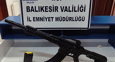 Balıkesir'de 20 aranan şahıs yakalandı