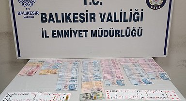Balıkesir'de kumar oynatan 3 şahsa operasyon