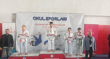 Başarılı sporcu gümüş madalya ile döndü