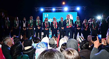 Başkan Aktaş'a Gürsu'da sevgi seli