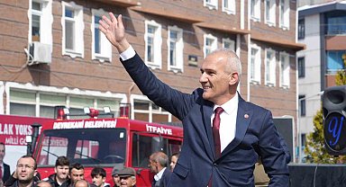 Başkan Altıkulaç: "Hayvanların otladığı stadyumu top oynar hale getirdik"