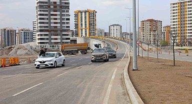Başkan Büyükkılıç; 150 milyon TL'lik yolu TOGG ile deneyimledi