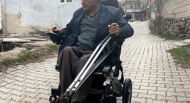 Başkan Büyükkılıç, akülü sandalye isteyen vatandaşın talebini anında yerine getirdi