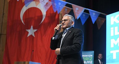 Başkan Büyükkılıç: "Sevdamız şehrimize, sevdamız insanımıza, sevdamız ay yıldızlı Türk bayrağımıza"