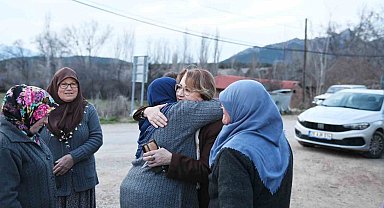 Başkan Çelik'e Mecidiye Mahallesinde sıcak karşılama