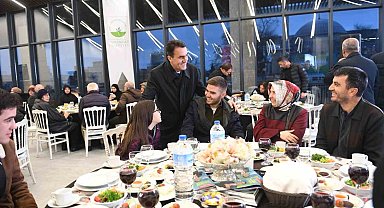 Başkan Dündar, şehit aileleri onuruna iftar verdi