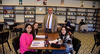 Başkan Kaya, eğitim atölyesinin kapılarını açtı