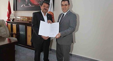 Başkan Muammer Özcura: "Araç parkımıza 8 kamyon daha katıyoruz"