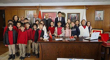 Başkan Özcan, öğrencilerin sorularını yanıtladı