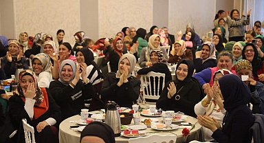 Başkan Sandıkçı: "Kadın istihdamına yönelik öncü çalışmalar gerçekleştirdik"