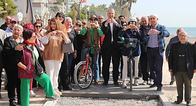 Başkan Tarhan: "Sahil şeridini tamamen yenileyeceğiz"