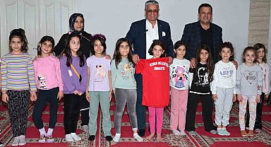 Başkan Topaloğlu'ndan jimnastikçilere malzeme desteği