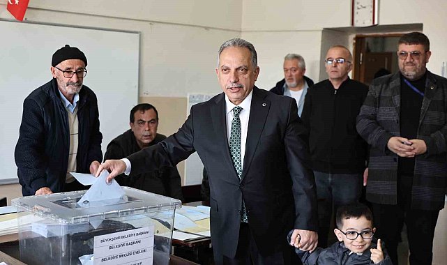 Başkan Yalçın oyunu kullandı