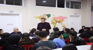 Başkan Yarka, gençlerle iftarda buluştu