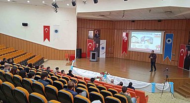 Batman Üniversitesi'nden deprem semineri