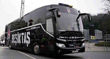 Beşiktaş derbi için stada ulaştı