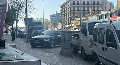 Bilecik'te duyarsız sürücüler yayaları çileden çıkarıyor