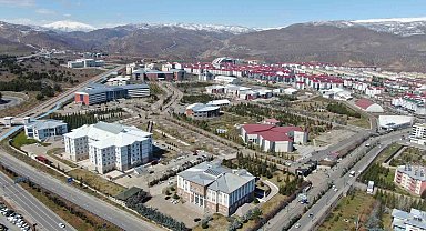 Bingöl Üniversitesi Rektörü Prof. Dr. İbrahim Çapak: ''Bütün olarak bakıldığında üniversitemiz kendi emsalleri arasında bir numara"