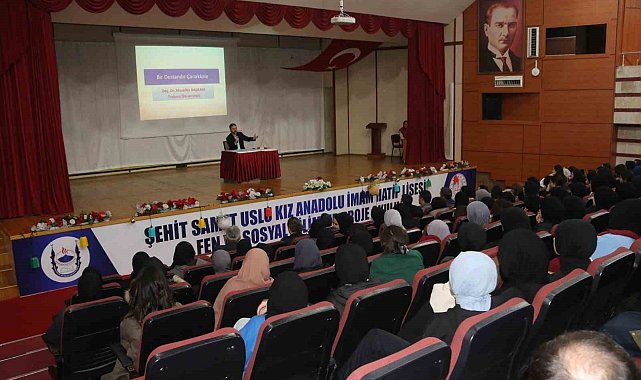 Bir destandır Akçaabat konferansı düzenlendi