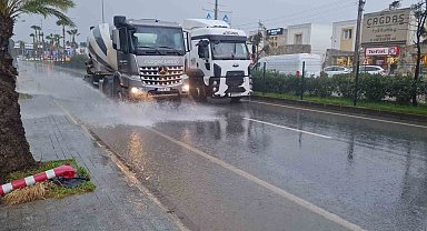 Bodrum'da fırtına ve sağanak etkili oldu