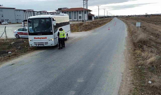Bolvadin'de okul servisleri denetlendi