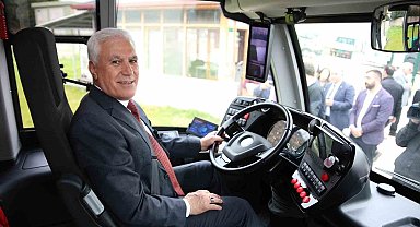 Bozbey: "Bursa'yı tanıştıracağımız metrobüs için ön siparişi verdik"