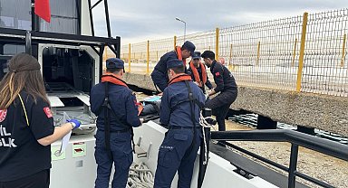 Bozcaada'da rahatsızlanan vatandaş tahliye edildi