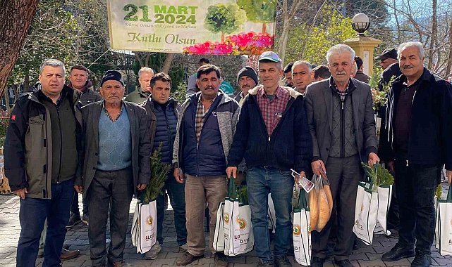 Buldan'ın yeşiline bin fidanla destek