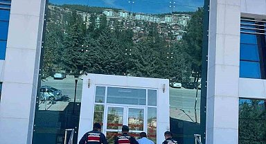 Burdur'da kesinleşmiş hapis cezası bulunan 7 firari yakalanarak cezaevine gönderildi