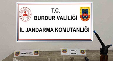 Burdur'da uyuşturucu ve kaçakçılık operasyonlarında 2 şahıs tutuklandı