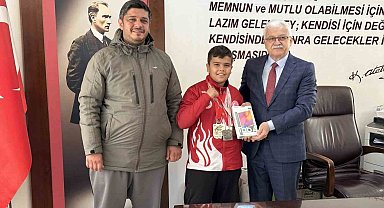 Burhaniye'nin gururundan Başkan Deveciler'e ziyaret