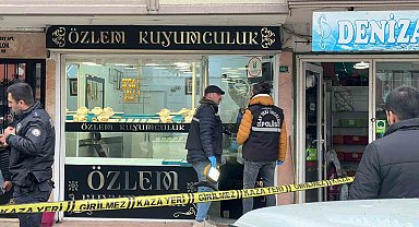 Bursa'da 3.5 milyon TL'lik silahlı ve kar maskeli kuyumcu soygunu