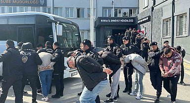 Bursa'da fuhuş çetesine şafak vakti operasyon: 19 tutuklama
