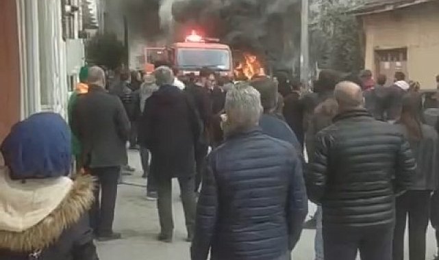 Bursa'da hurdacıda korkutan yangın
